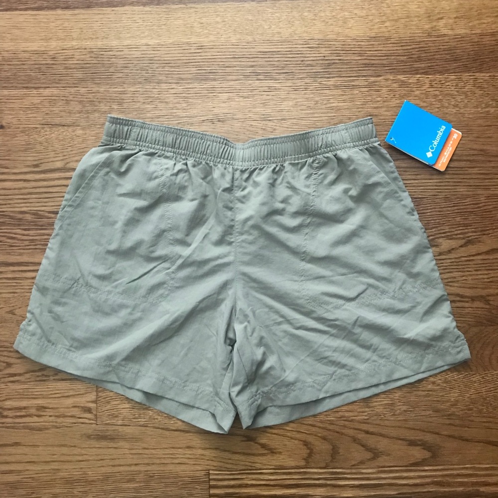 Women’s Columbia Sandy River Shorts NWT